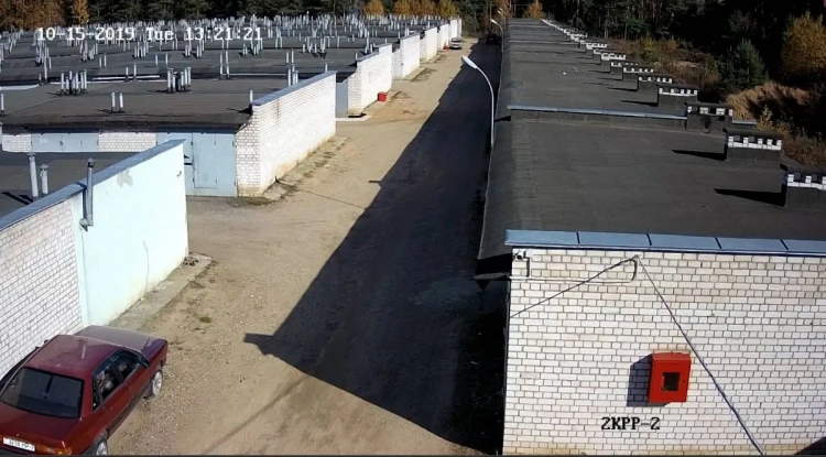СДАМ БОЛЬШОЙ ГАРАЖ 60 м2 ВОЗЛЕ РЫНКА ЭКСПОБЕЛ