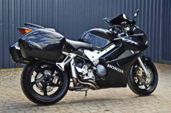 Honda VFR 800 Vtec c ABS, 2004 г.