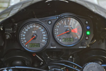 Kawasaki Ninja ZX9R, 2002 г.
