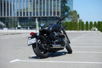 Triumph Bonneville bobber, 2021 г.