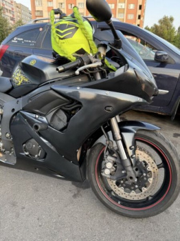 Yamaha YZF R6, 2004 г.