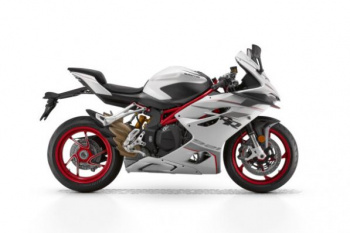QJ MOTOR SRK 921 RR, 2026 г.