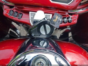 Harley-Davidson CVO FLTRUSE Road Glide, 2016 г.
