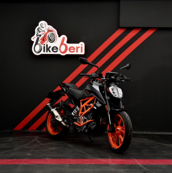 KTM Duke 390 2021 года 