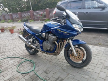 Suzuki Bandit, 2002 г.