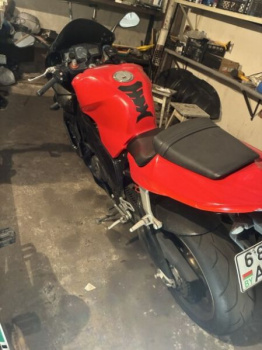 Aprilia RSV mile, 2001 г.