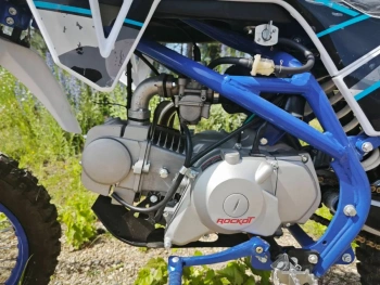 Пит-байк ROCKOT HI-TECH 125 Comandante 2.0, 2026 г.
