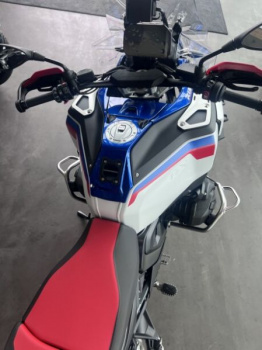 BMW R 1300 GS ADVENTURE TROPHY, 2025 г.