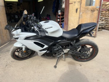 Kawasaki EX 650R, 2023 г.