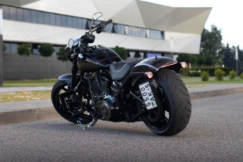 Harley-Davidson CVO Breakout, 2017 г.