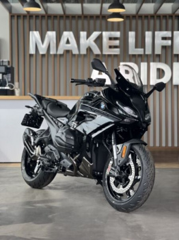 BMW R 1300 RS Triple Black, 2026 г.