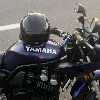 Yamaha FZS, 2002 г.