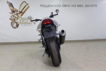 Triumph Daytona, 2001 г.