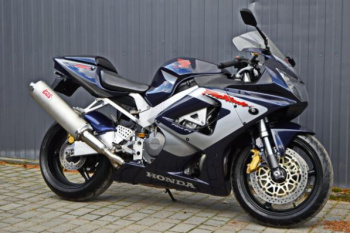 Honda CBR 900RR FireBlade, 2001 г.