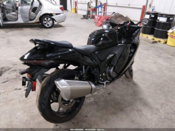 Suzuki GSX1300R Hayabusa, 2025 г.