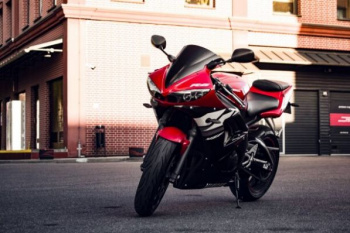 Yamaha YZF, 2004 г.