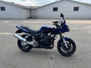 Yamaha FZS, 2002 г.