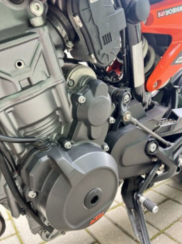KTM 890 DUKE GP, 2022 г.