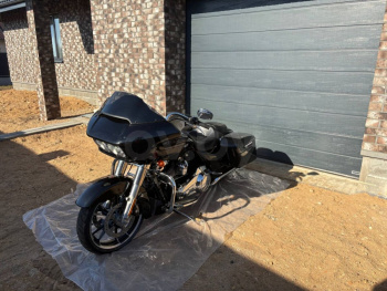 Harley-Davidson Road Glide FLTRX, 2023 г.