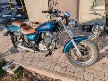 Suzuki GZ, 1998 г.