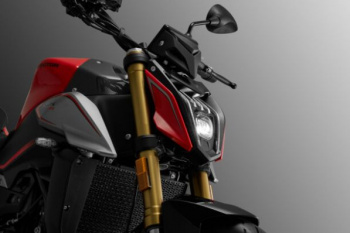 QJ MOTOR SRK 550, 2026 г.