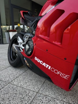 Ducati Superbike Panigale V4S, 2020 г.