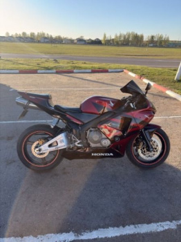 Honda CBR RR, 2004 г.