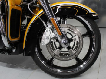 Harley-Davidson Road Glide CVO, 2022 г.