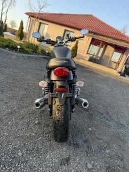 Triumph Street Twin, 2022 г.