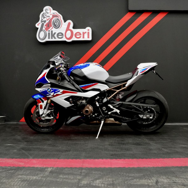 BMW S1000RR 2020 года