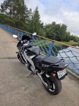 Yamaha YZF, 2000 г.