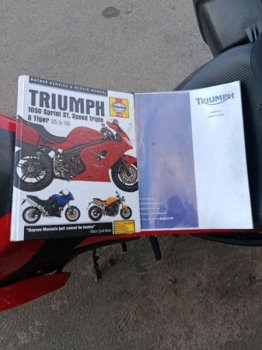 Triumph Sprint St 1050 ABS, 2006 г.