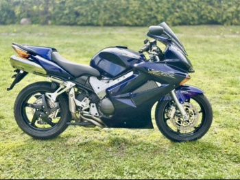Honda VFR 800 с ABS, 2004 г.