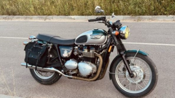 Triumph Bonneville 800 (T100), 2001 г.