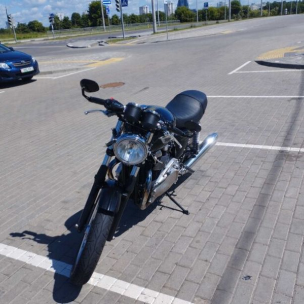 Triumph Thruxton, 2012 г.