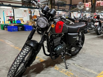 Эксклюзив Редкая модель COMBAT SCRAMBLER 400, 2024 г.