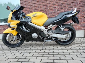 Honda CBR F4, 1999 г.