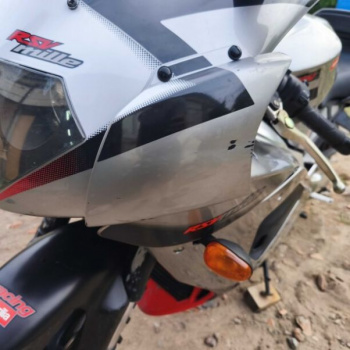 Aprilia RSV Aprillia RSV1000 Mielle, 2002 г.