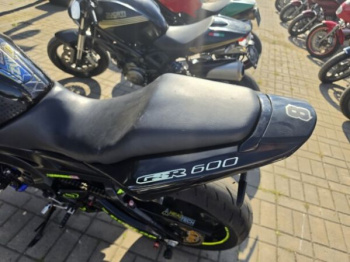 Suzuki GSR, 2010 г.
