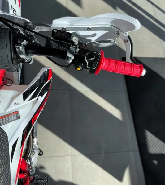 Кроссовый ROCKOT R5X Rampage 300, 2026 г.
