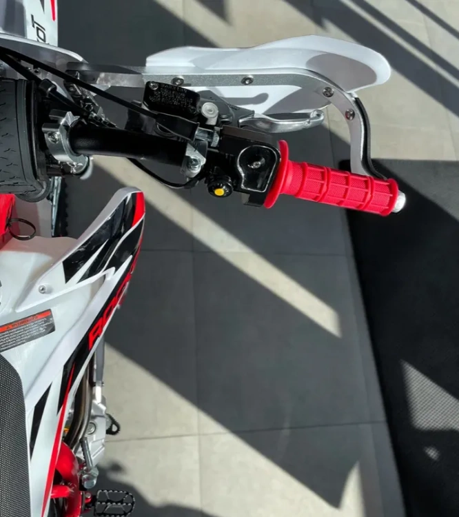 Кроссовый ROCKOT R5X Rampage 300, 2026 г.