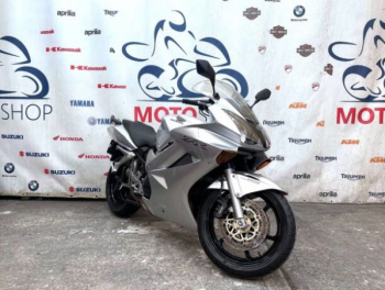 Honda VFR 800 VTEC, 2003 г.