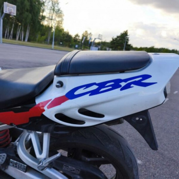 Honda CBR CBR900, 1997 г.