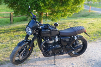 Triumph Bonneville T120 Black, 2023 г.