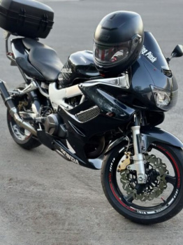 Honda VTR, 1998 г.
