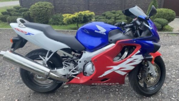 Honda CBR f4, 2000 г.