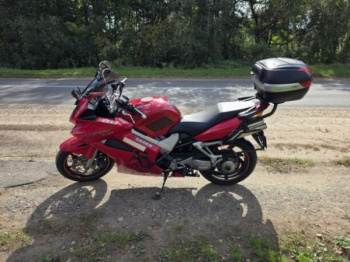Honda VFR, 2002 г.