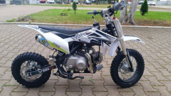 Эксклюзив Редкая модель PWR Racing FRZ 60, 2025 г.