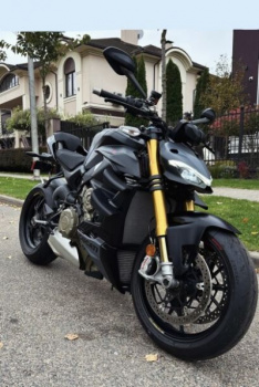 Ducati Streetfighter V4S, 2024 г.
