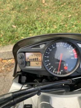 Suzuki GSR, 2008 г.